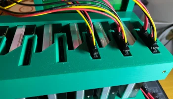 NAS-хранилище с 6 отсеками ITX 8