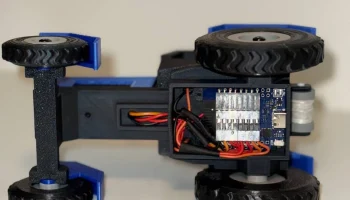 Простой многоцветный трактор с ESP32 Mini, активным зумме.. 1