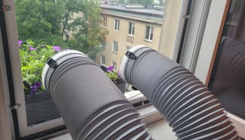 Портативное крепление к окну для шланга переменного тока....