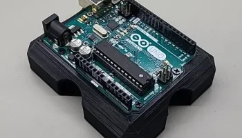 Настольный держатель Arduino Uno R3