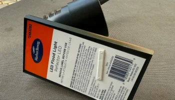 Мештастик узел Harbour Breeze Solar T114........ 1