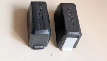 Вкладка для ремонта/замены носика аккумулятора SRAM AXS.....