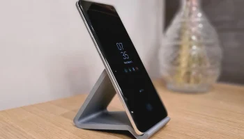 Универсальная подставка для смартфона......