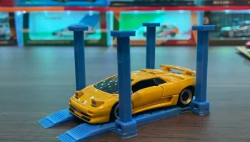 Hot Wheels и автомобильные подъемники в масштабе 1/64 4