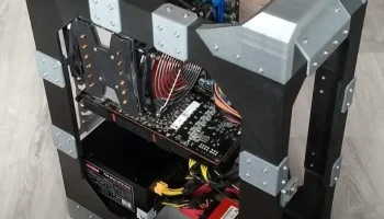 XG5 - компьютерный корпус формата ATX......
