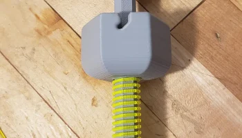 Производитель весенних игрушек для кошек......... 1
