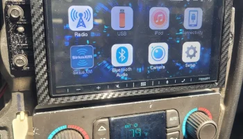 GM Trailblazer 02-09 Комплект приборной панели Double Din.. 1