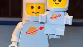 Классические мегафигурки Space и Spacebaby (масштаб 5:1, ...