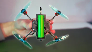 18650 Микроскладной FPV-дрон 1