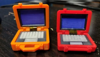 Миниатюрная вставка для ноутбука в откидном чехле Mini Pe...