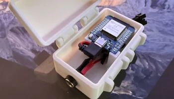 Прочный мини-футляр ESP32 D1 (WLED)