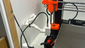 Держатель камеры ESP32 и шарнирный кронштейн для установк.. Держатель камеры ESP32 и шарнирный кронштейн для установк..
