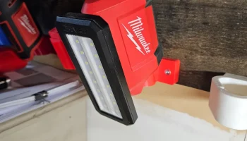 Держатель инструмента Milwaukee M12 1