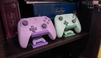 Подставка для контроллера 8BitDo