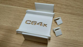 Мой ретро-компьютер C64x с внутренним жестким диском......